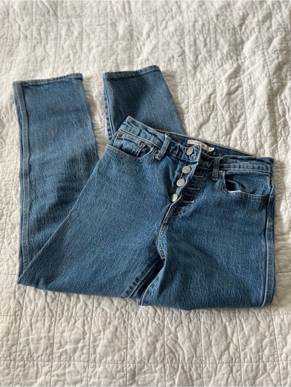 Levi's High-Rise Button-Fly Straight Leg Jeans - Medium Blue